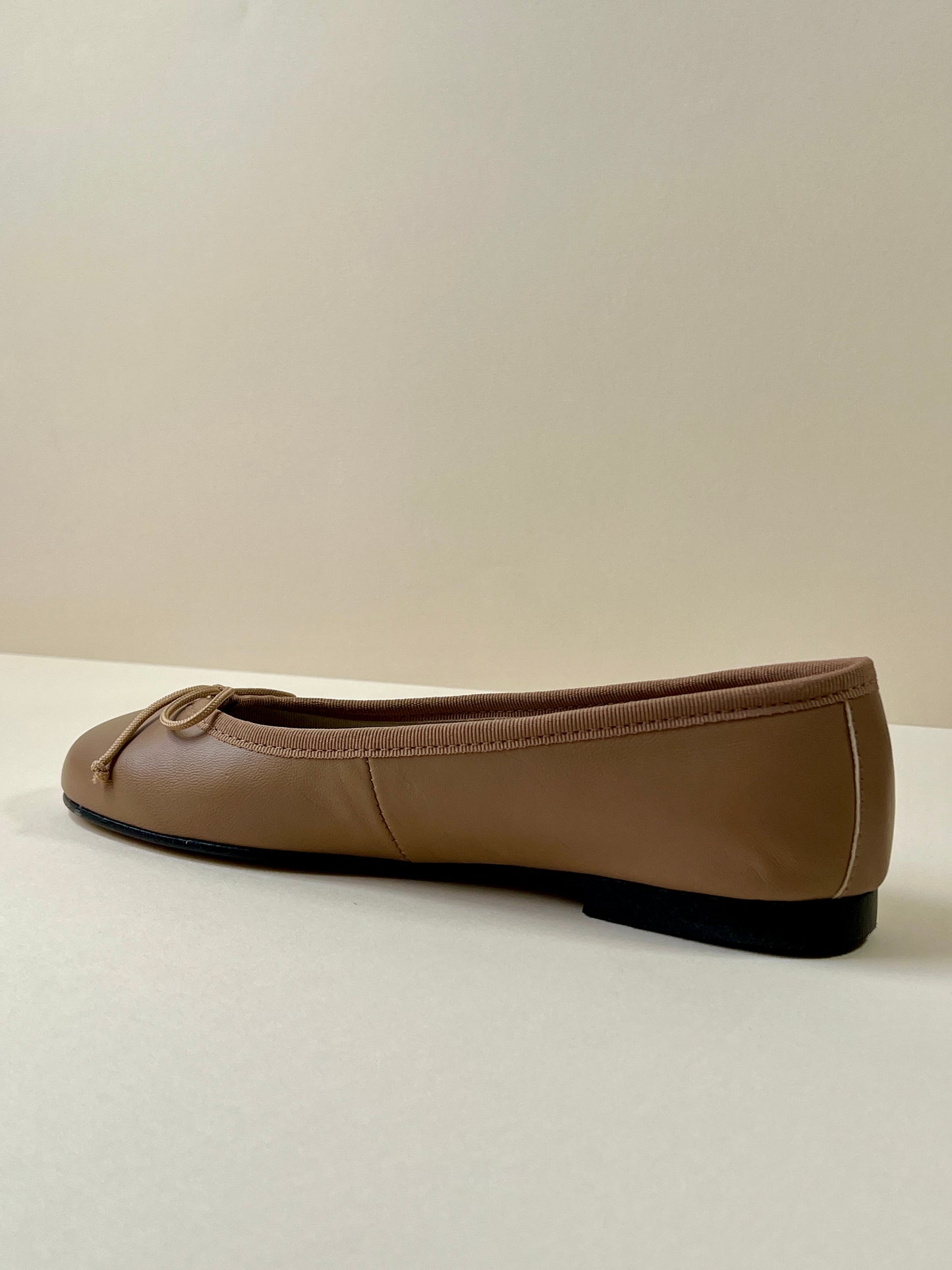 Nude Ballet Pumps